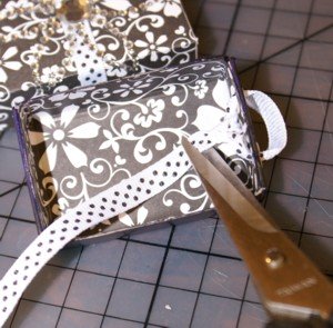 Embellishing the matchbox with ribbon really steps this project up. Decorating the matchbox